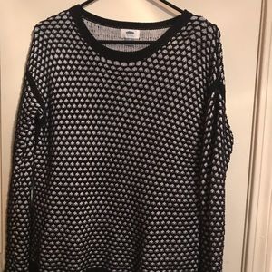 Black and white sweater